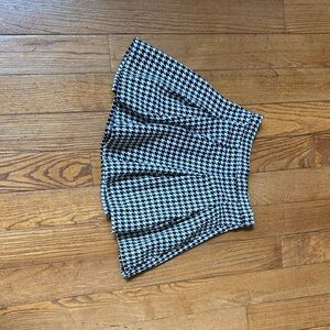 Daisy Black and White Houndstooth Kids Skirt